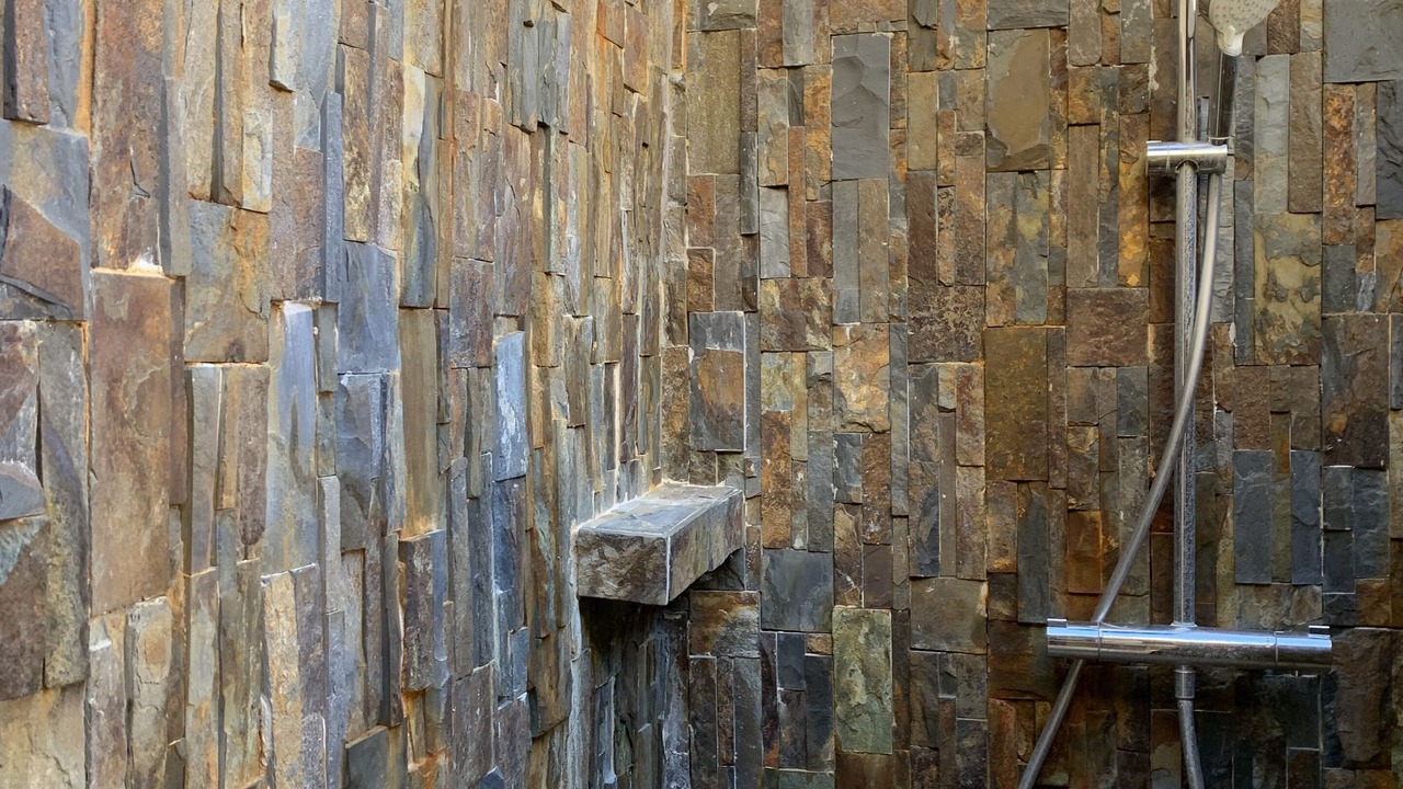 Photo of Bathroom in Couronne Urbaine