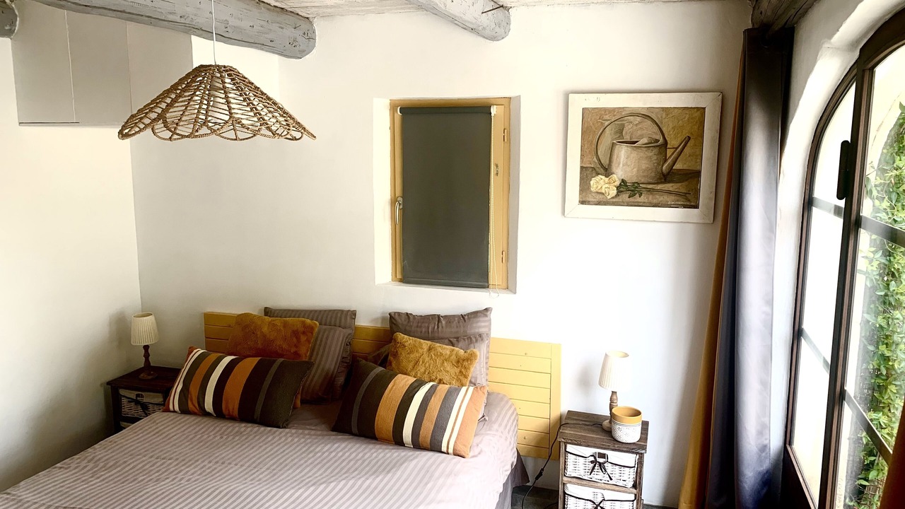Photo of Bedroom in Eygalieres