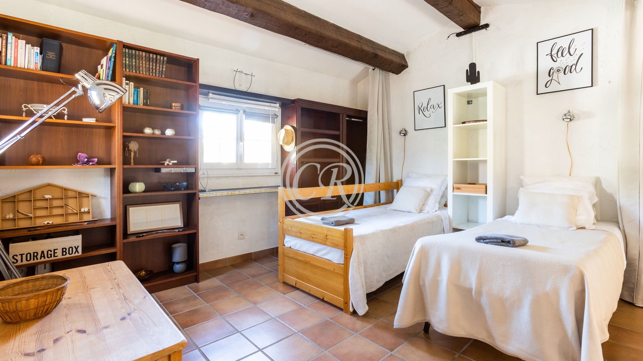 Photo of Bedroom in Bormes-Les-Mimosas
