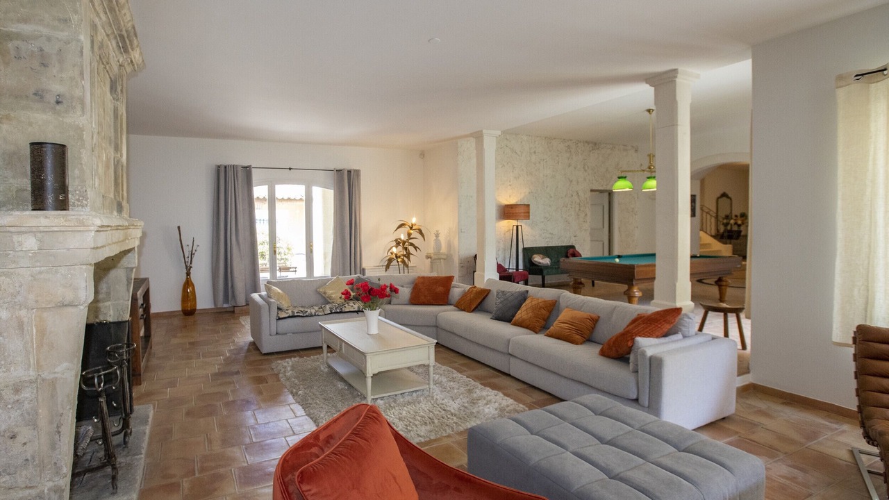 Photo of Livingroom in Mouries