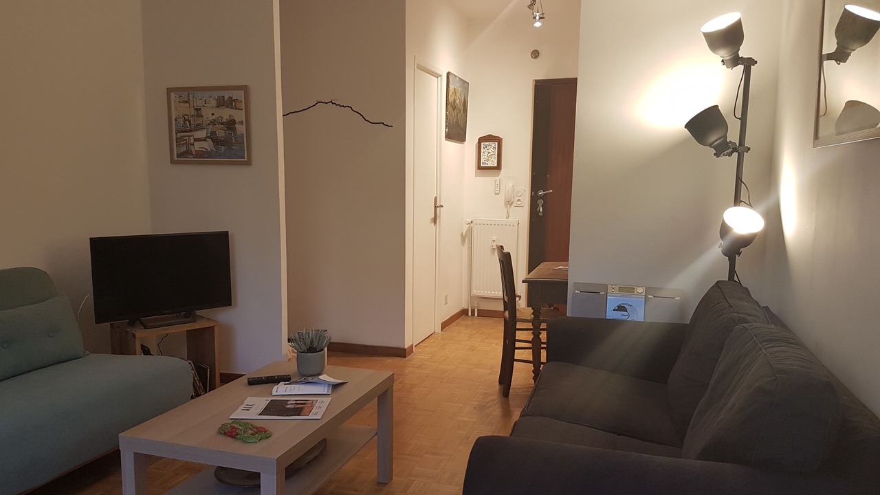 Photo of Livingroom in Couronne Urbaine