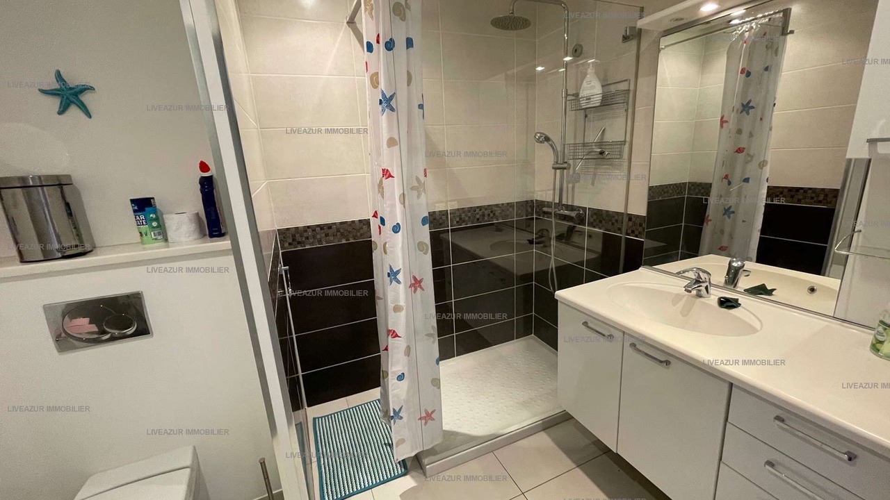 Photo of Bathroom in Sanary-sur-Mer