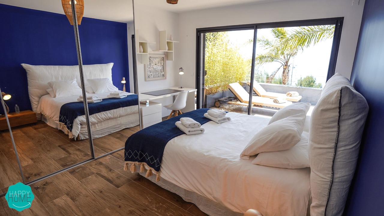 Photo of Bedroom in Hyeres
