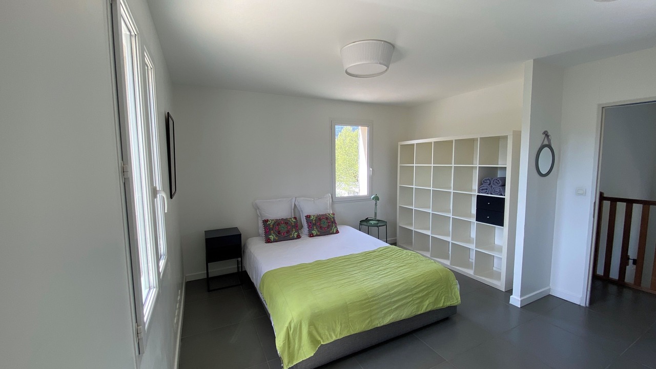 Photo of Bedroom in Entrechaux