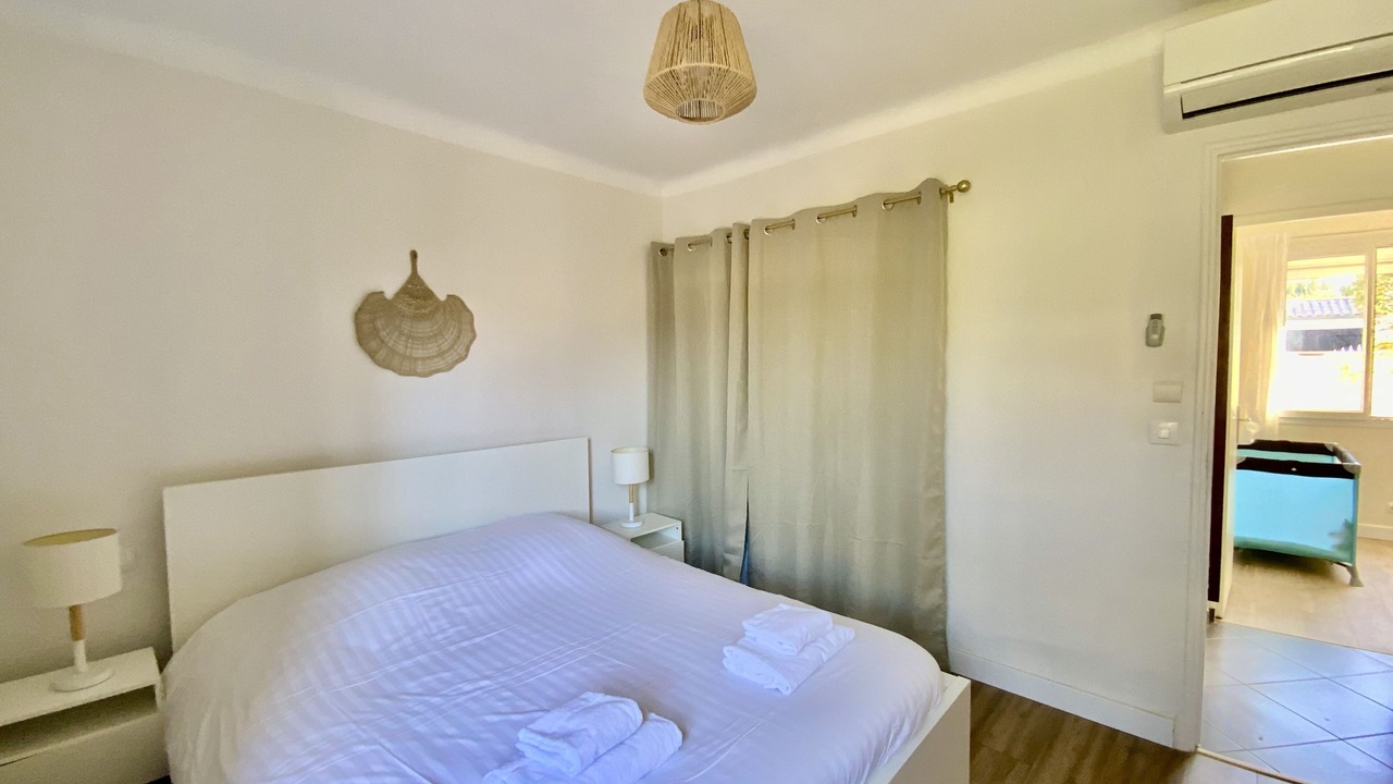 Photo of Bedroom in Saint-Martin