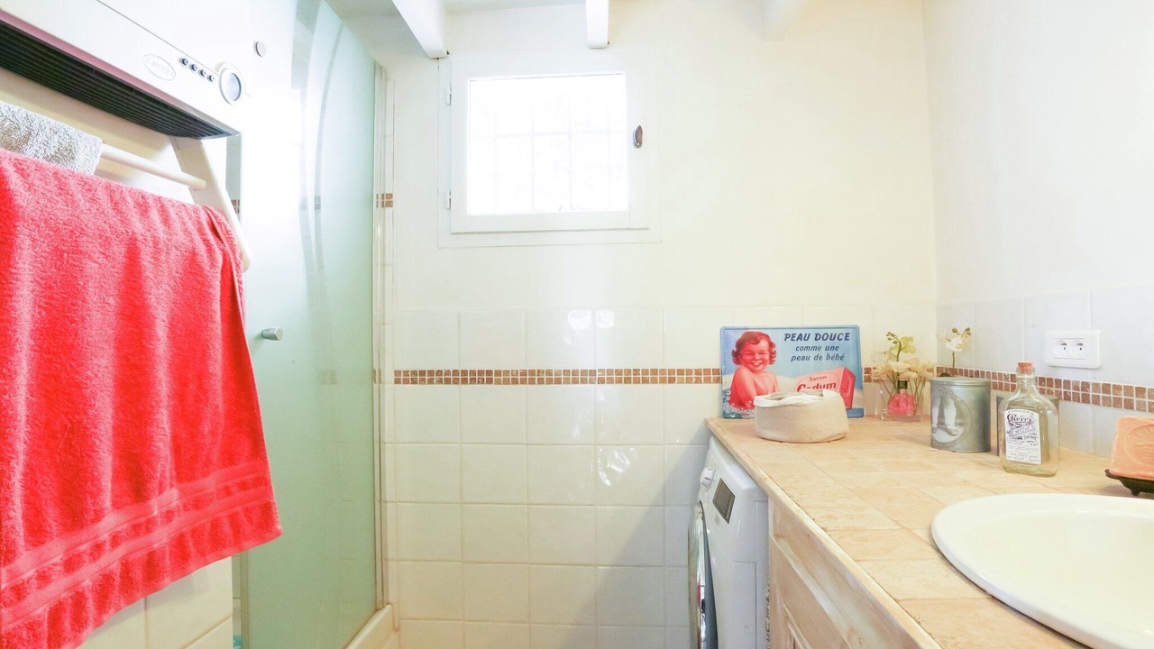 Photo of Bathroom in Buisson