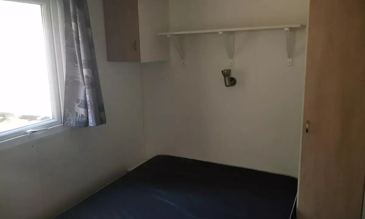 Photo of Bedroom in Saint-Martin-de-Queyrieres