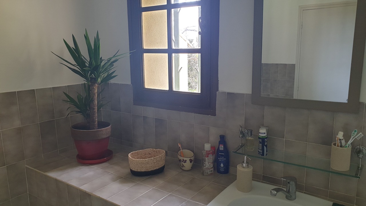 Photo of Bathroom in Bellegarde