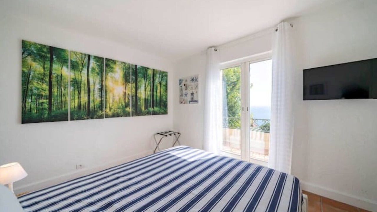 Photo of Bedroom in Vallauris