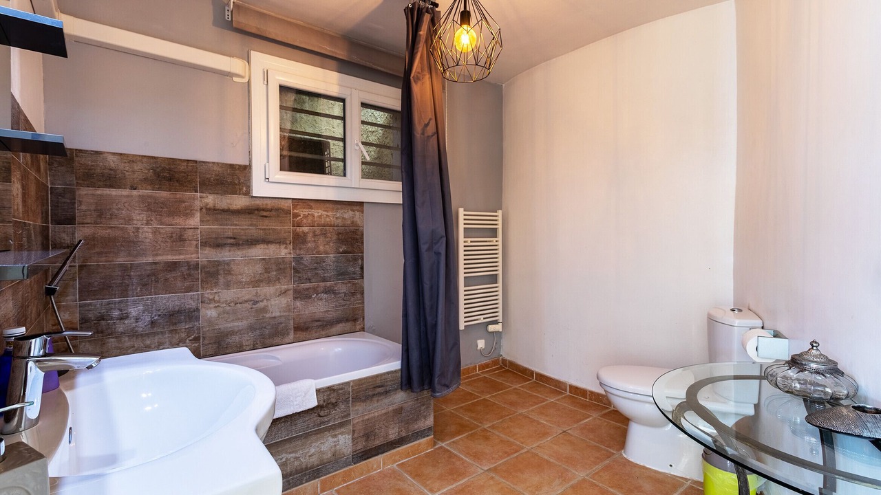 Photo of Bathroom in Mandelieu-La-Napoule