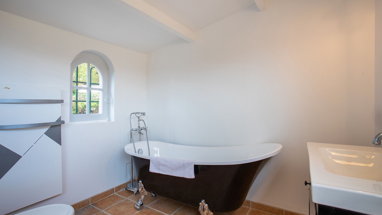 Photo of Bathroom in Mandelieu-La-Napoule
