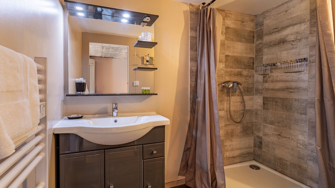 Photo of Bathroom in Mandelieu-La-Napoule