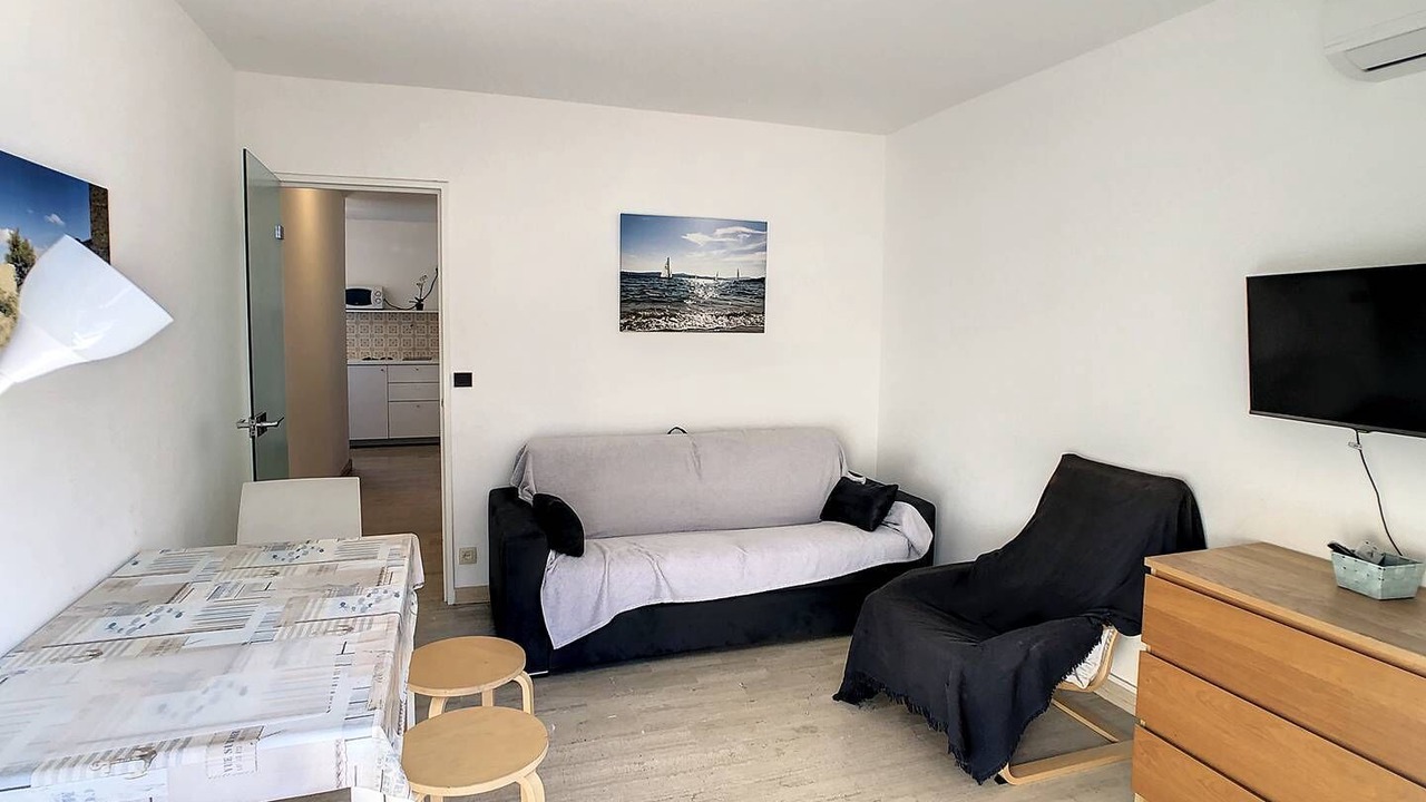 Photo of Livingroom in Sainte-Maxime City Centre