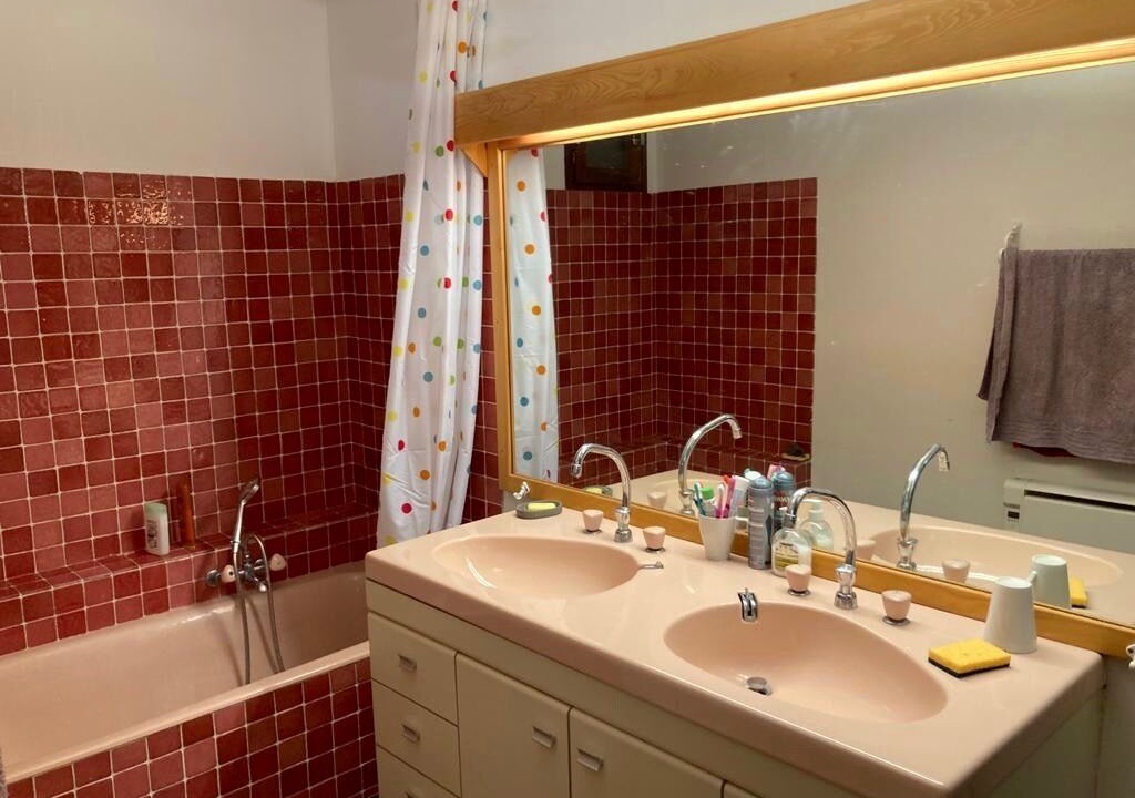 Photo of Bathroom in Vallouise