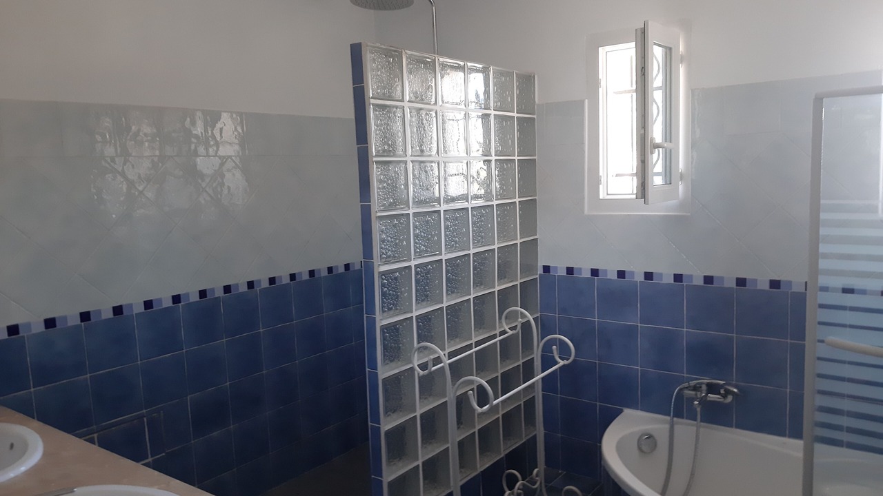 Photo of Bathroom in Modene