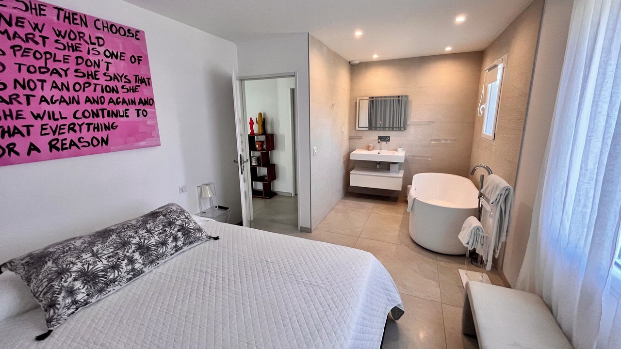Photo of Bedroom in Cogolin