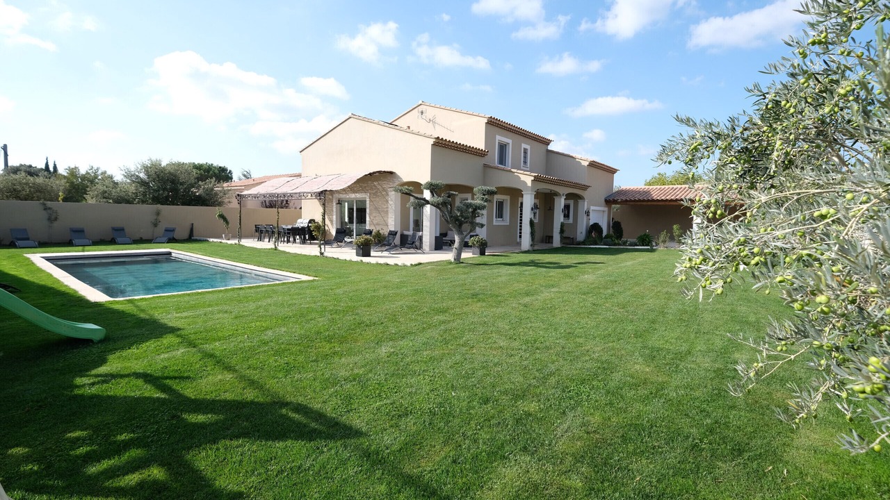 Photo of Outdoor in Aureille