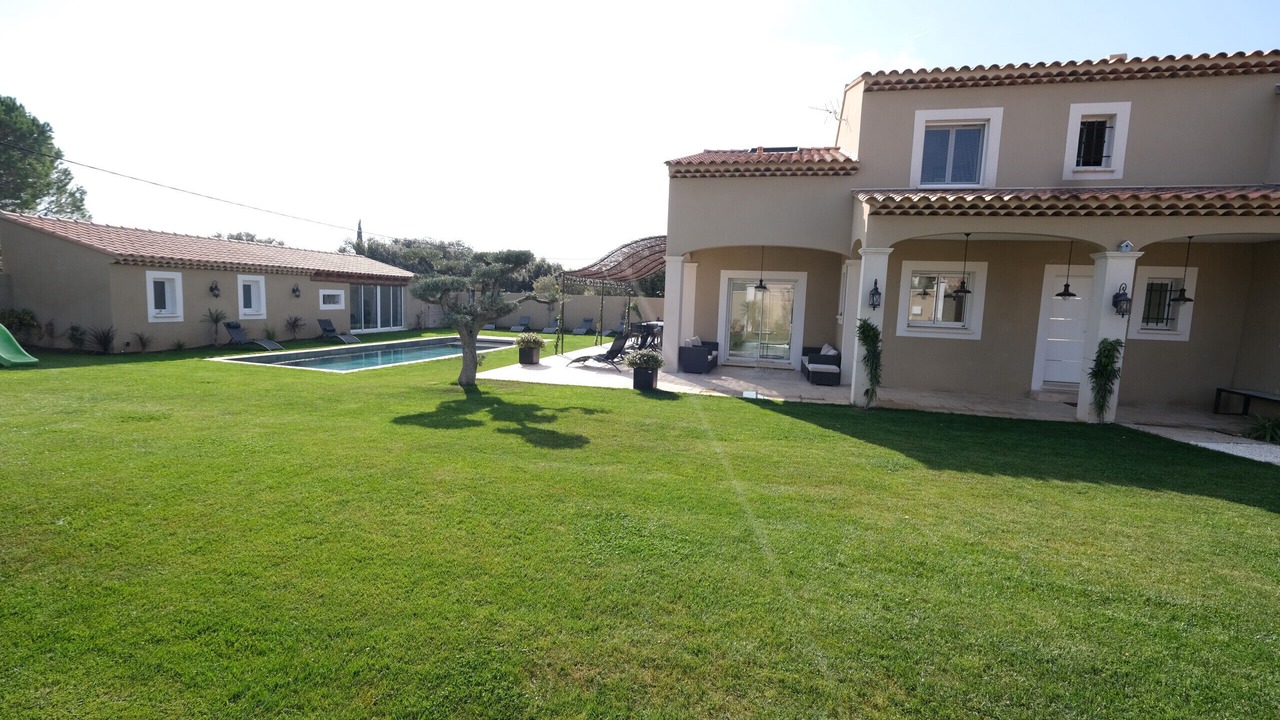 Photo of Outdoor in Aureille