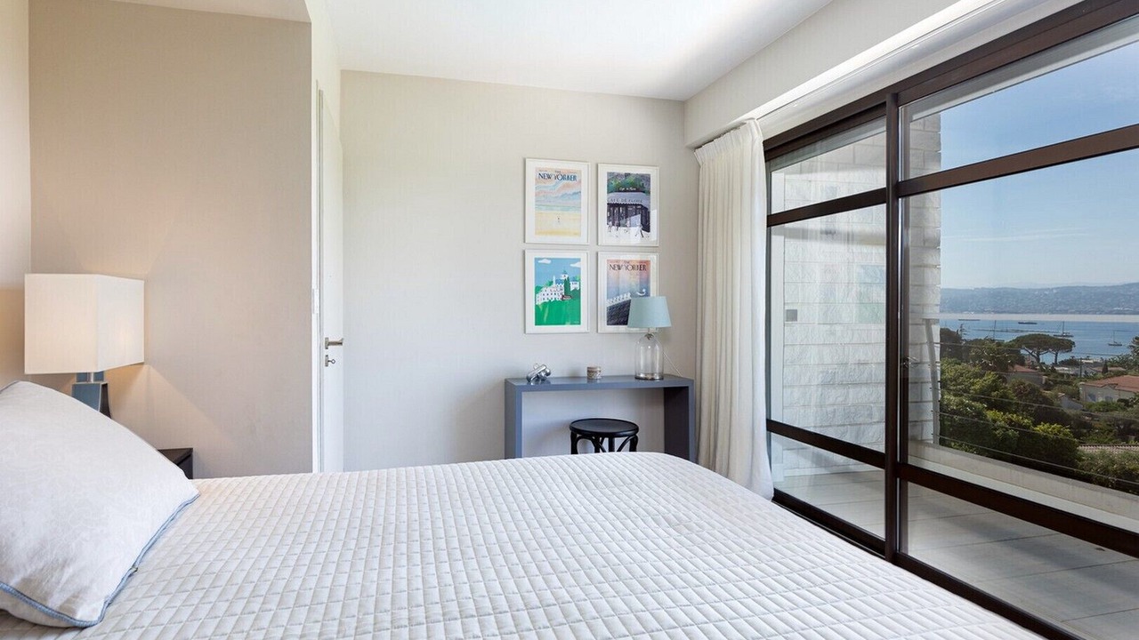 Photo of Bedroom in Cap-d'Antibes