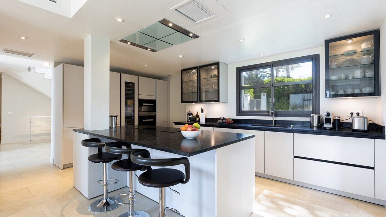 Photo of Kitchen in Cap-d'Antibes