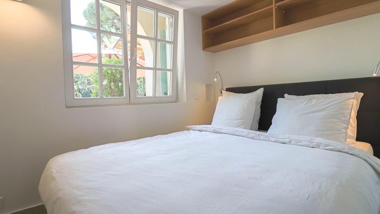 Photo of Bedroom in Juan-les-Pins