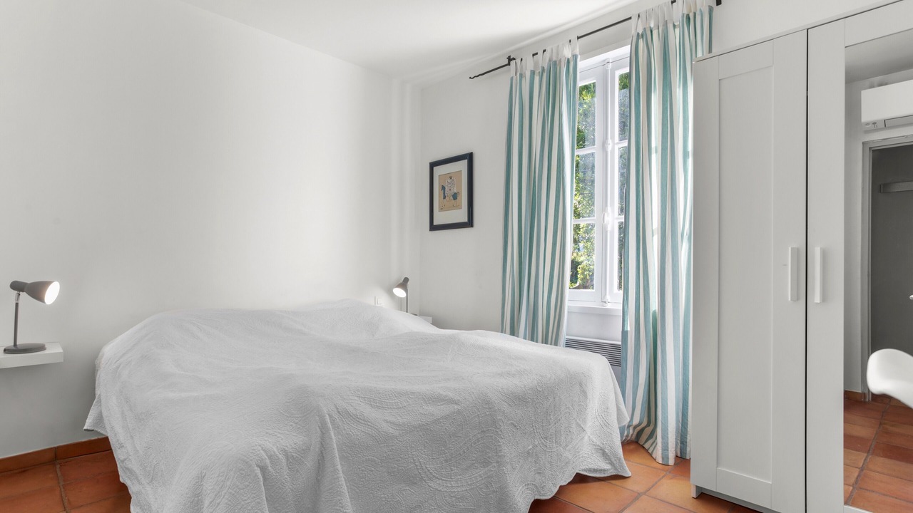 Photo of Bedroom in Saint-Tropez
