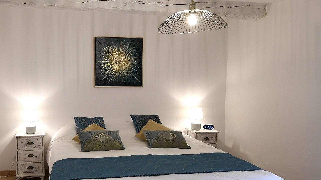 Photo of Bedroom in Roussillon
