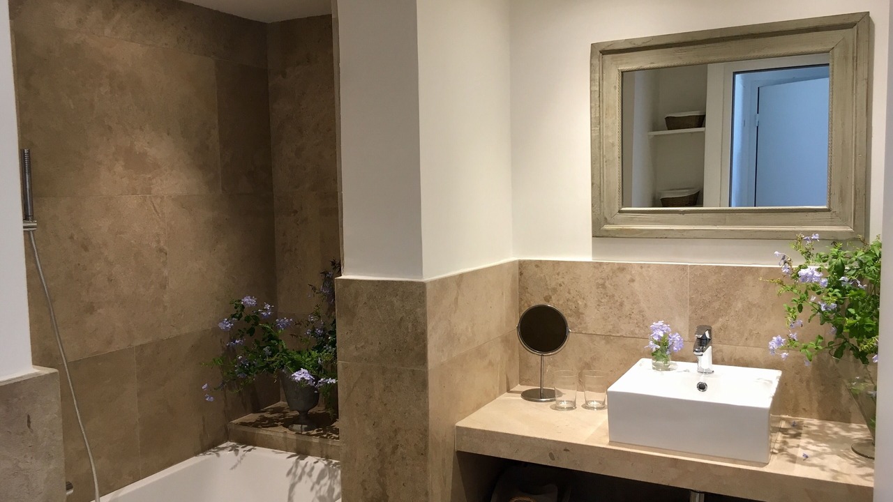 Photo of Bathroom in Carqueiranne