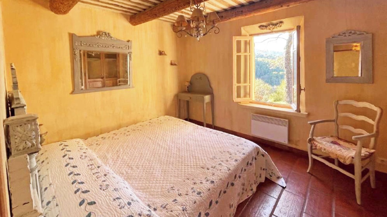 Photo of Bedroom in Lafare
