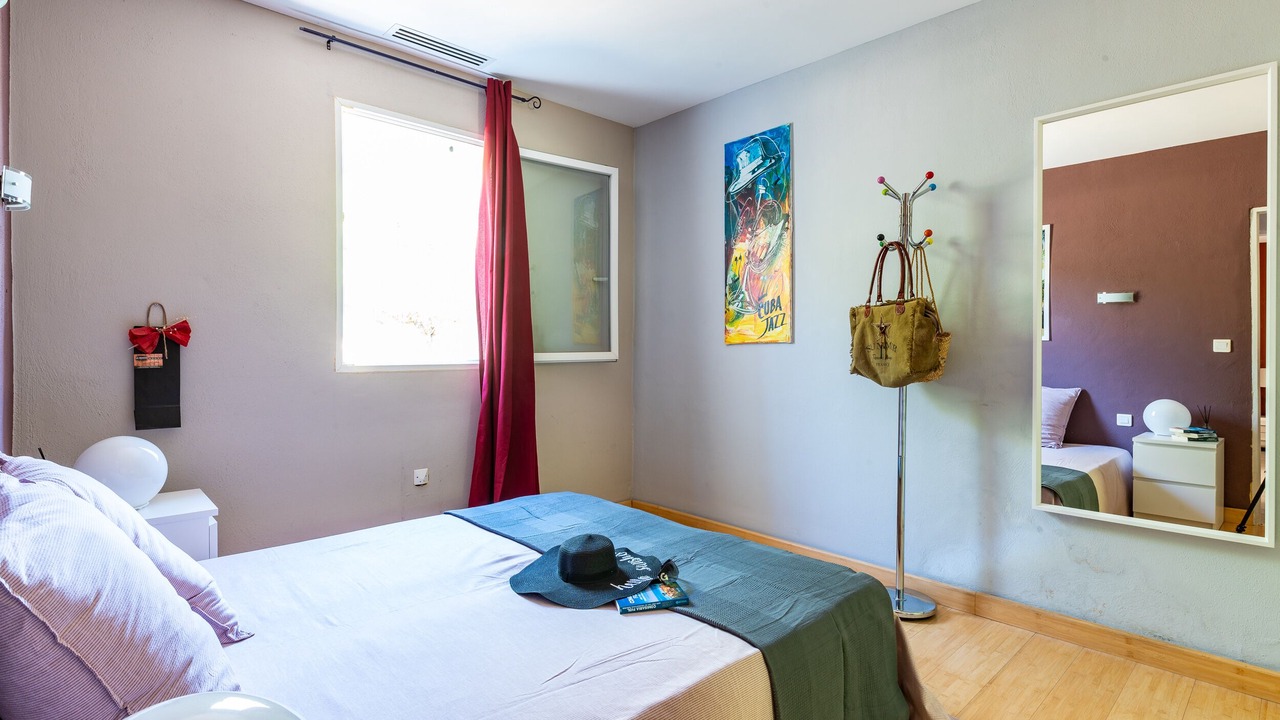 Photo of Bedroom in Malaucene
