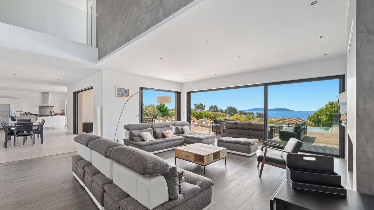 Photo of Livingroom in Carqueiranne