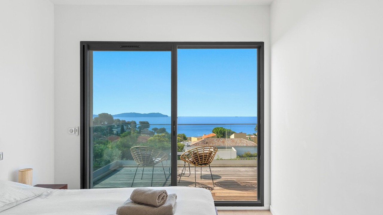 Photo of Bedroom in Carqueiranne