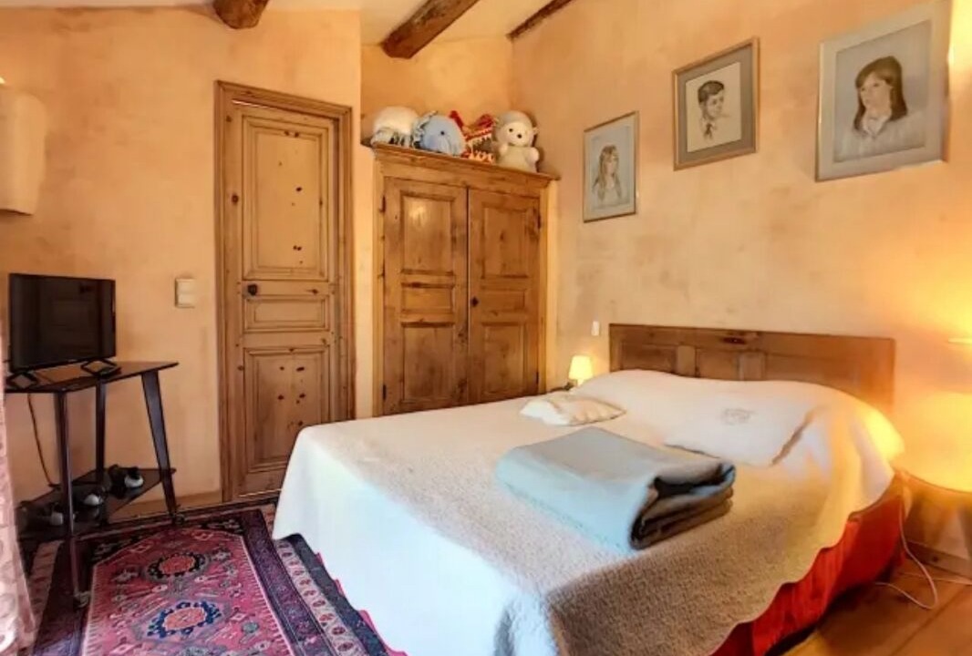 Photo of Bedroom in Eygalieres