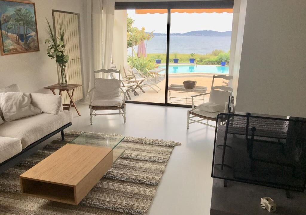 Photo of Livingroom in Carqueiranne