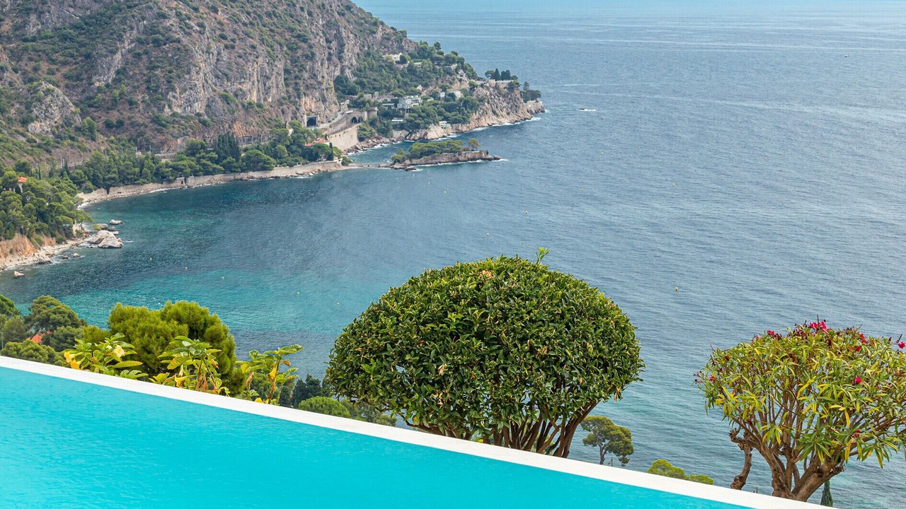 Photo of Others in Eze