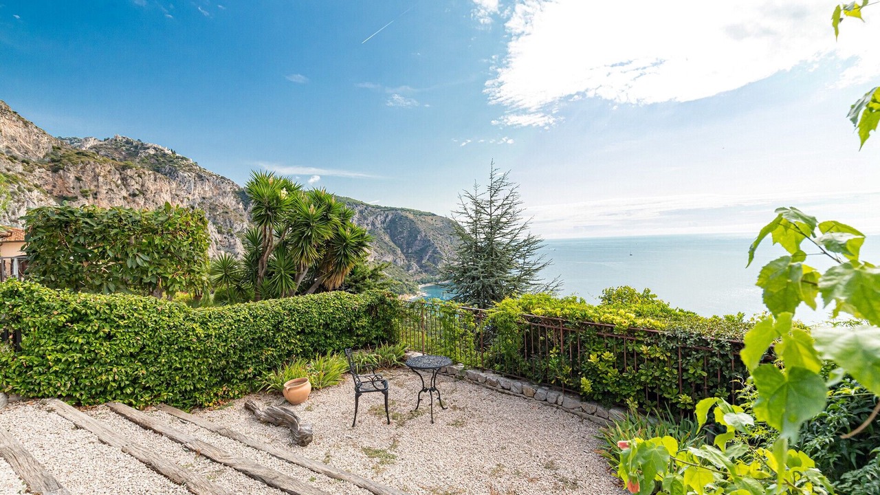 Photo of Others in Eze