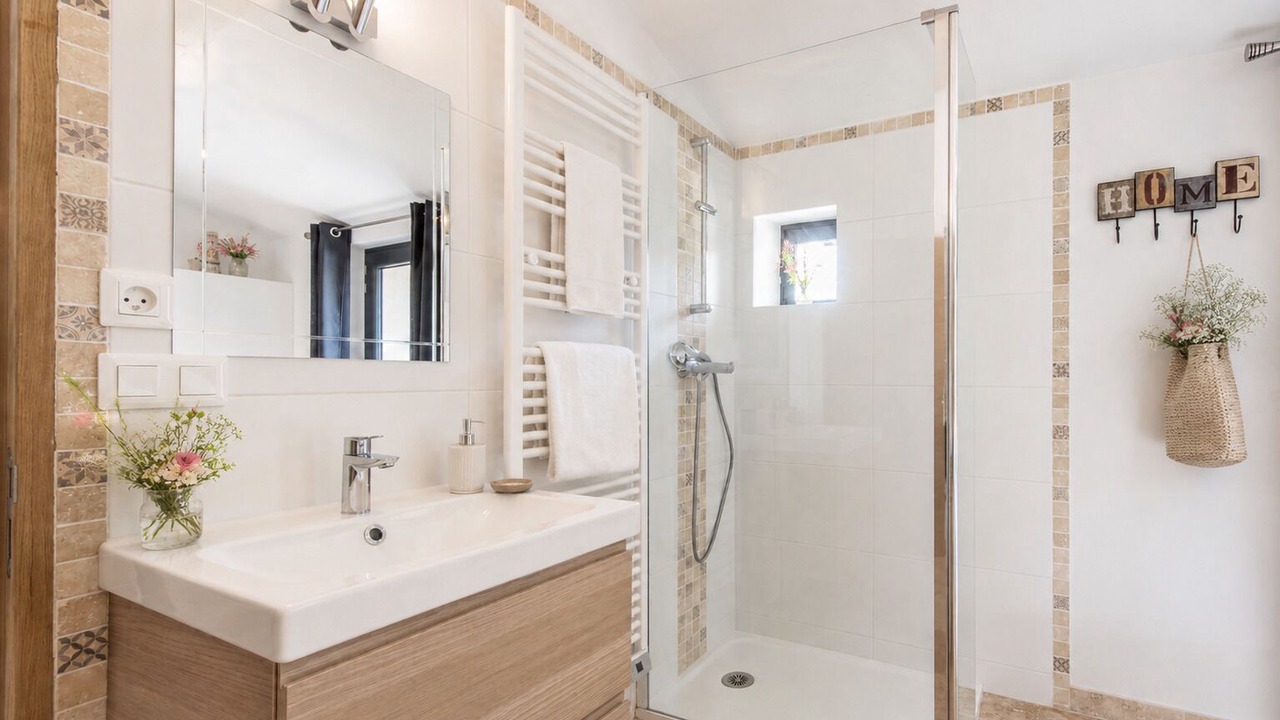 Photo of Bathroom in Vaison-la-Romaine