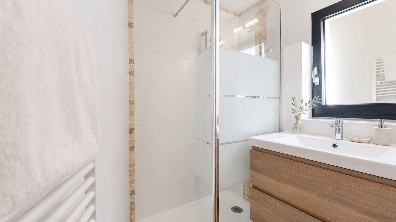 Photo of Bathroom in Vaison-la-Romaine