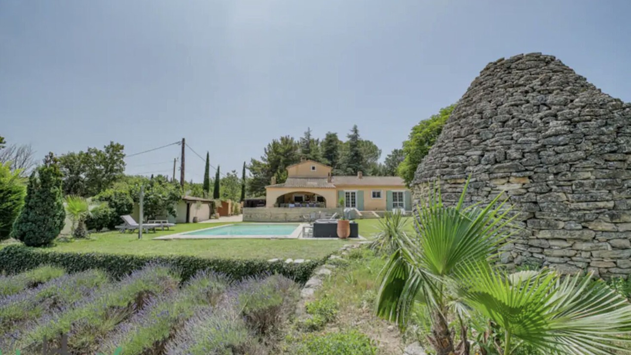 Photo of Outdoor in Eguilles