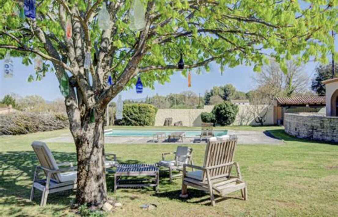 Photo of Outdoor in Eguilles