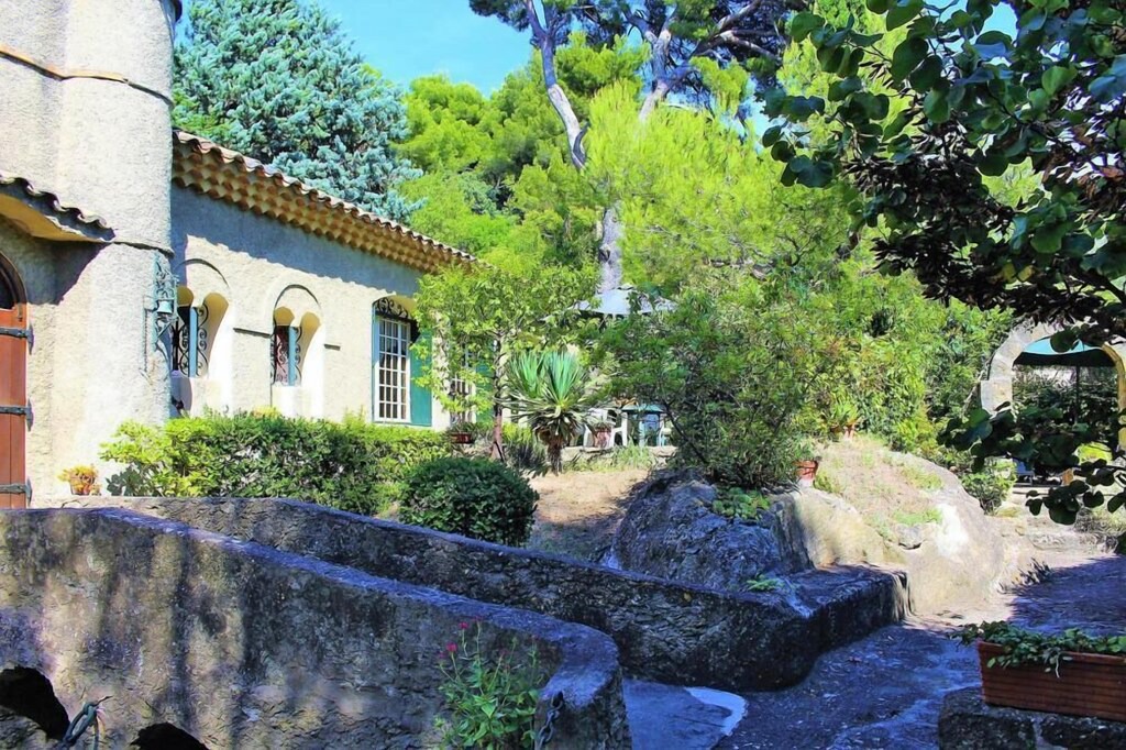Photo of Others in Salon-de-Provence