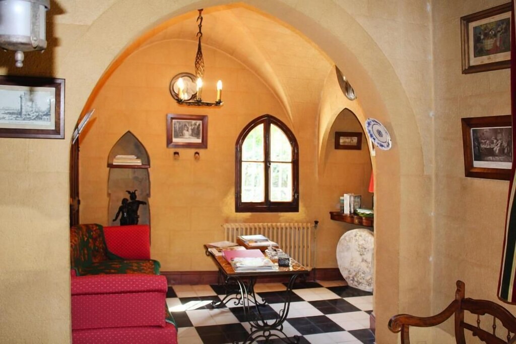 Photo of Others in Salon-de-Provence