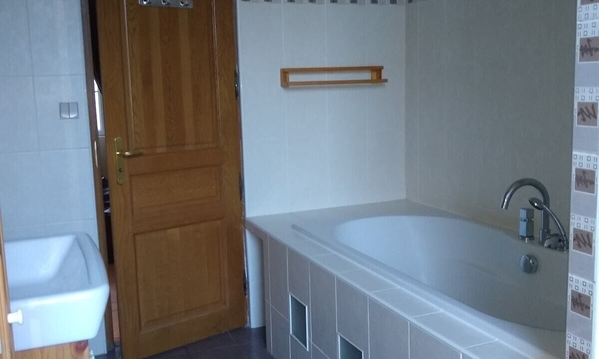 Photo of Bathroom in Le Bourg-d'Oisans