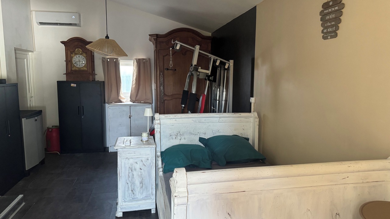 Photo of Bedroom in Salon-de-Provence