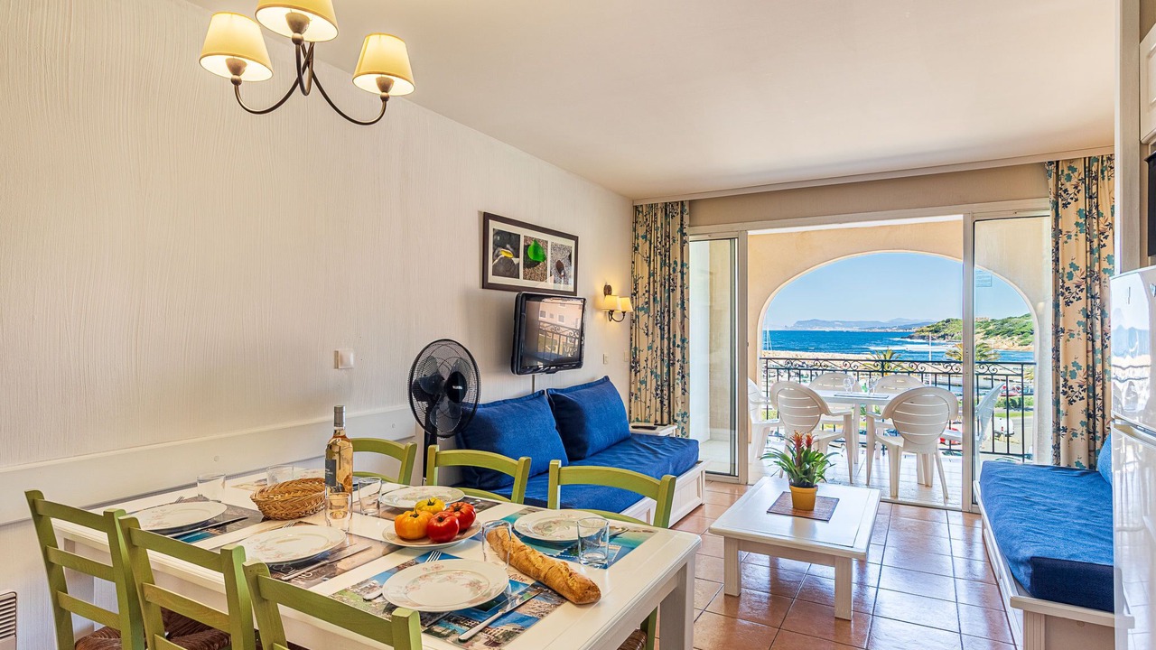 Photo of Bedroom in Six-Fours-les-Plages