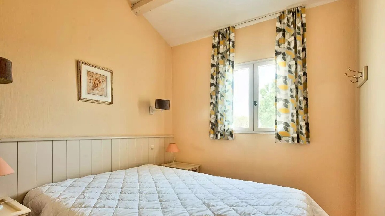 Photo of Bedroom in Pont Royal