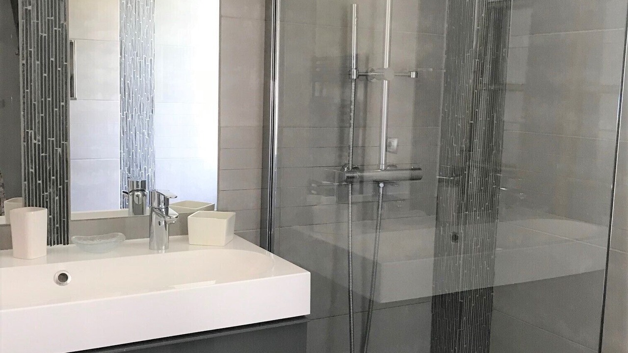 Photo of Bathroom in Cabries
