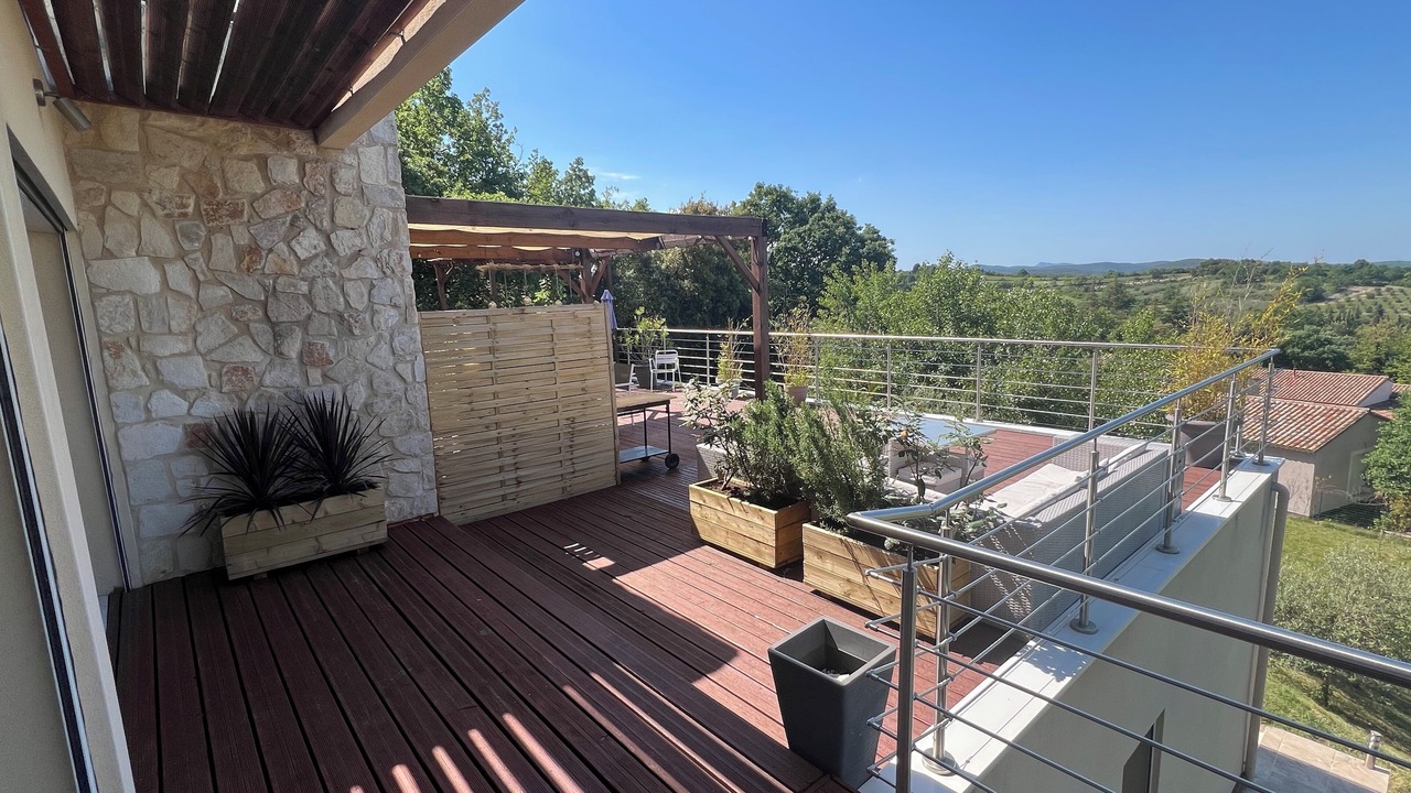 Photo of Patio Balcony in Barjac
