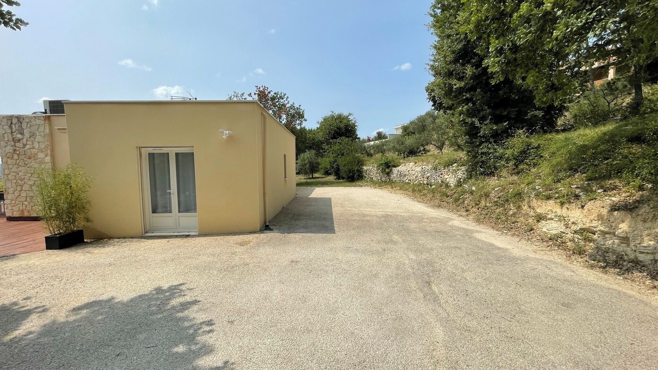 Photo of Outdoor in Barjac