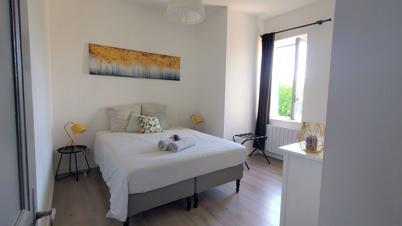 Photo of Bedroom in Robion